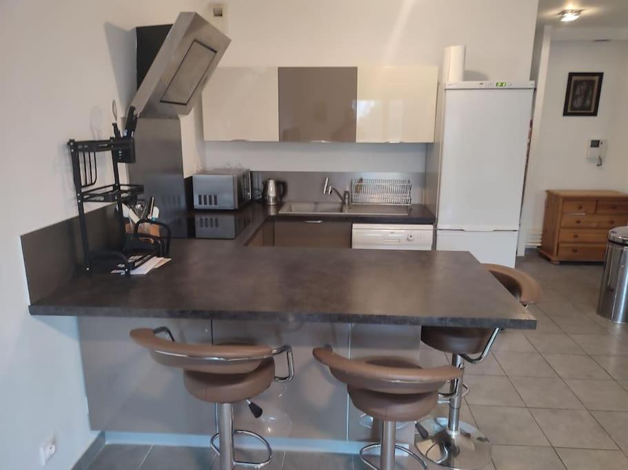 Appartement Proche Aeroport Orly アティス・モンス エクステリア 写真
